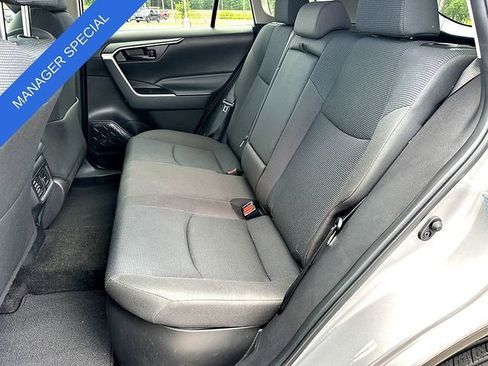 Certified 2024 Toyota RAV4 LE AWD/4WD image 17