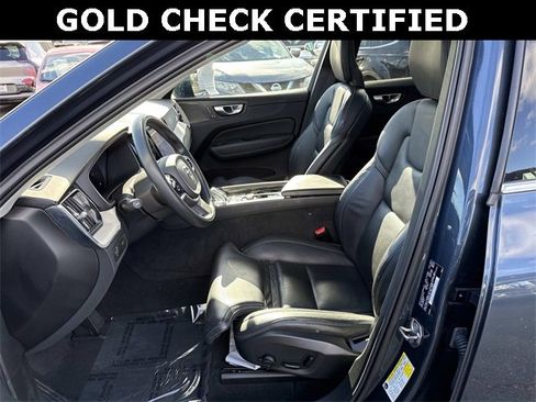 Used 2022 Volvo XC60 B6 Inscription w/ Advanced Package image 14