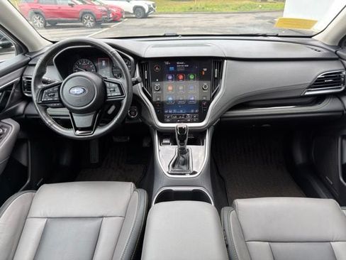 Used 2025 Subaru Outback Onyx Edition AWD/4WD image 26