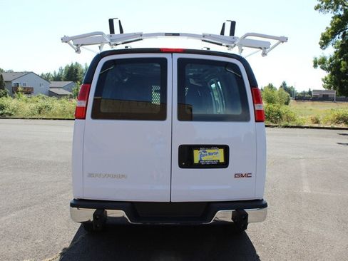 Used 2020 GMC Savana 2500 w/ Driver Convenience Package RWD image 8
