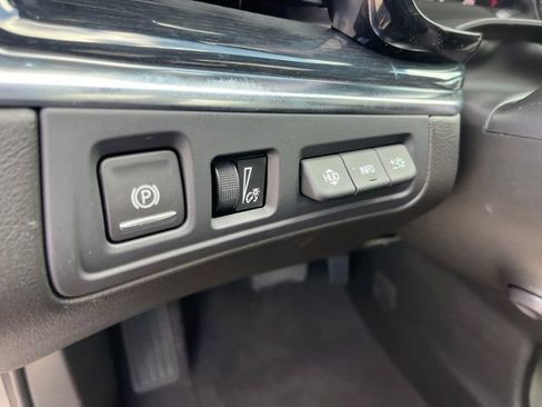 New 2026 Cadillac XT5 Premium Luxury w/ LPO, Floor Liner Package FWD image 18