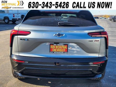 New 2026 Chevrolet Blazer EV RS image 5