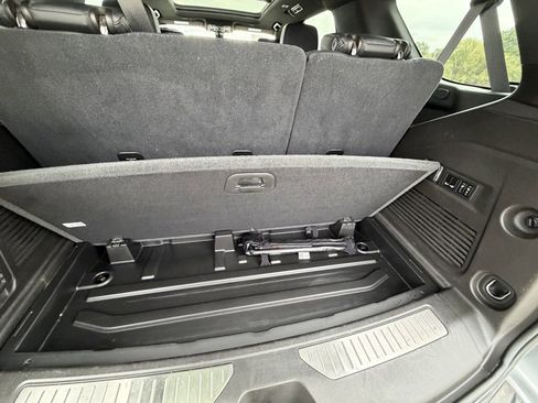 Used 2021 GMC Yukon Denali w/ Denali Ultimate Package image 38