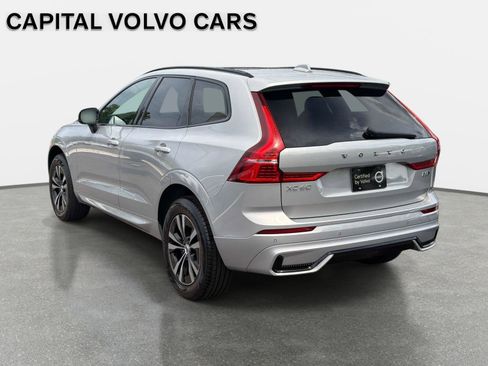 Certified 2025 Volvo XC60 B5 Core AWD/4WD image 7