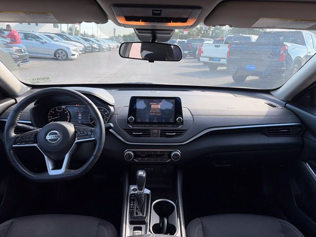 Used 2021 Nissan Altima 2.5 SV w/ SV Premium Package FWD image 24