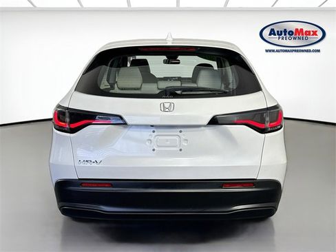 Used 2023 Honda HR-V LX image 7