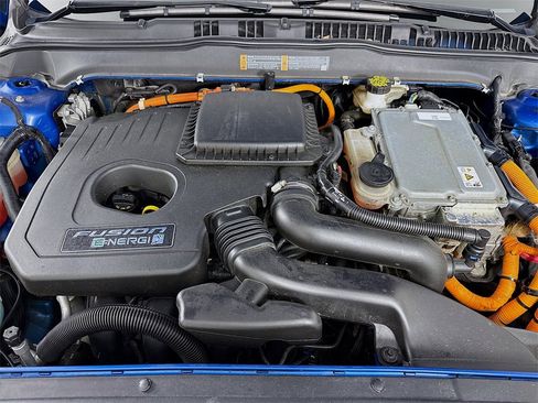 Used 2020 Ford Fusion Energi Titanium image 29