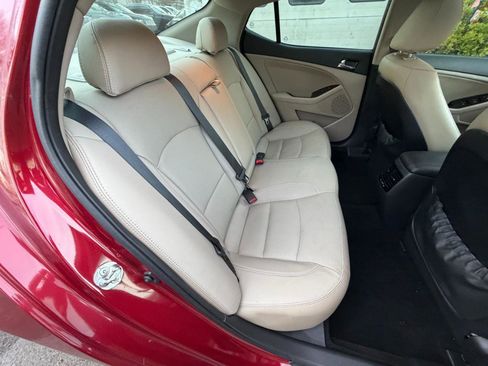 Used 2013 Kia Optima EX w/ Premium Pkg image 32