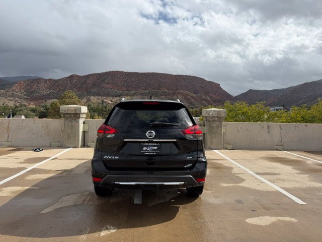 Used 2019 Nissan Rogue SV FWD image 7