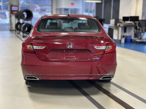 Used 2022 Honda Accord Sport image 6