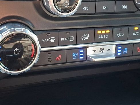 Used 2023 Ford F150 Lariat w/ Equipment Group 502A High AWD/4WD image 23