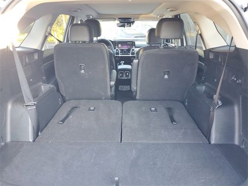 Used 2022 Kia Sorento EX w/ Panoramic Sunroof Package image 9