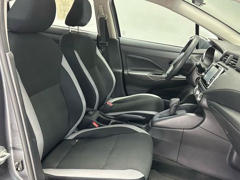 Used 2025 Nissan Versa S w/ Trunk Package FWD image 12