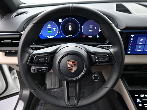 Certified 2025 Porsche Macan Electric RWD image 12