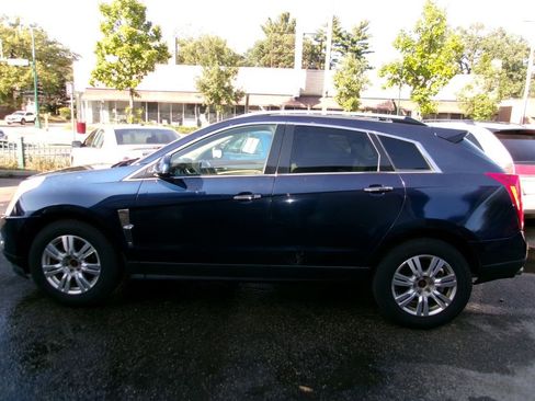 Used 2011 Cadillac SRX Luxury image 6
