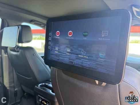Certified 2025 Chevrolet Tahoe High Country AWD/4WD image 15