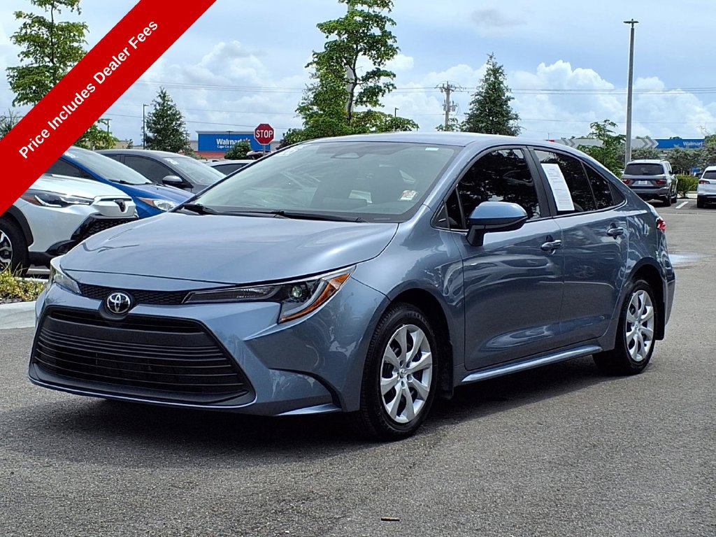 Used 2026 Toyota Corolla LE FWD image 4