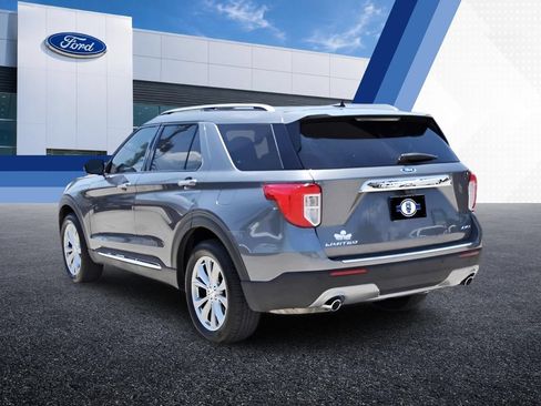 Used 2023 Ford Explorer Limited AWD/4WD image 2