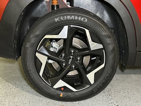 New 2026 Kia Seltos S AWD/4WD image 7