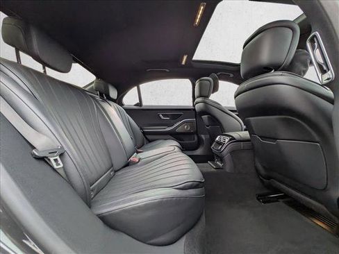 Used 2022 Mercedes-Benz S 500 4MATIC image 22