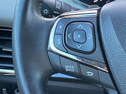 Used 2015 Toyota Avalon XLE Touring image 8