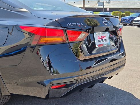 Certified 2025 Nissan Altima 2.5 S image 9
