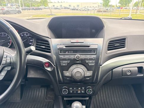 Used 2013 Acura ILX w/ Technology Package image 18