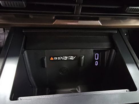 New 2025 GMC Hummer EV 2X w/ Extreme Off-Road Package image 22