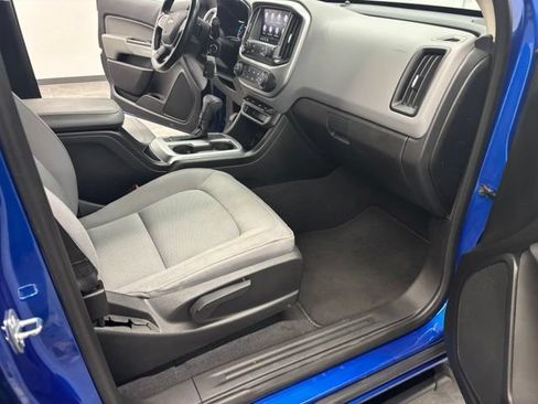 Used 2020 Chevrolet Colorado LT AWD/4WD image 34