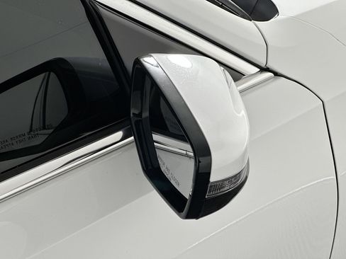 Used 2023 Cadillac CT5 Luxury image 10