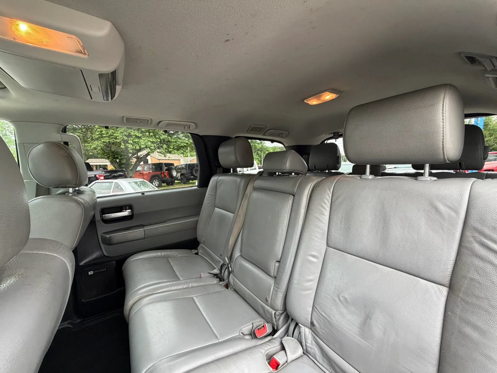 Used 2014 Toyota Sequoia Limited AWD/4WD image 18