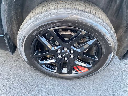 Used 2023 Chevrolet Traverse Premier w/ Redline Edition image 44