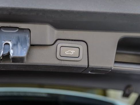 Used 2013 Land Rover Range Rover Evoque Pure Plus AWD/4WD image 12
