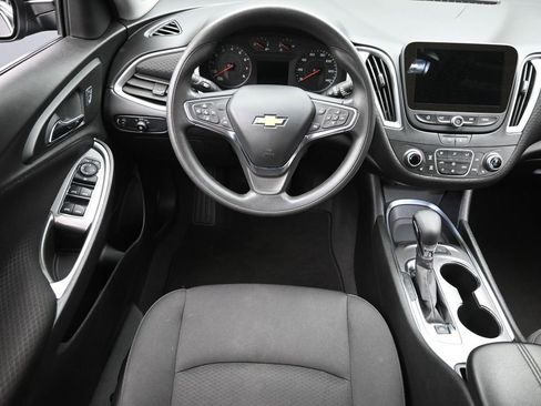 Used 2024 Chevrolet Malibu LT FWD image 10