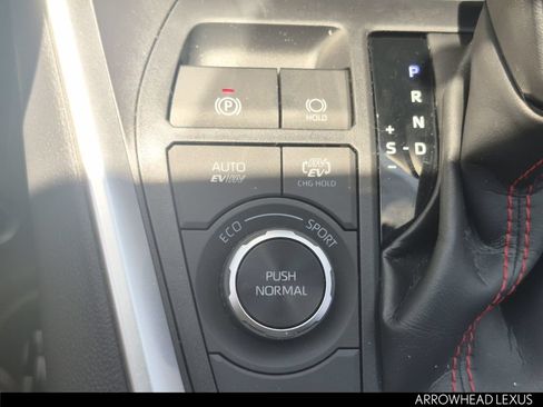 Used 2021 Toyota RAV4 SE w/ Weather & Moonroof Package AWD/4WD image 30