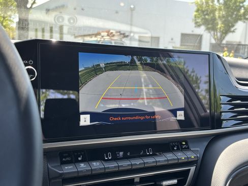 Used 2025 Toyota Camry XSE image 25