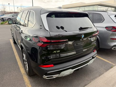 New 2026 BMW X5 xDrive40i image 2