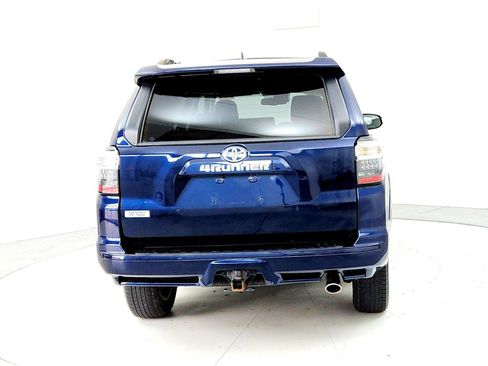 Certified 2022 Toyota 4Runner TRD Sport image 5