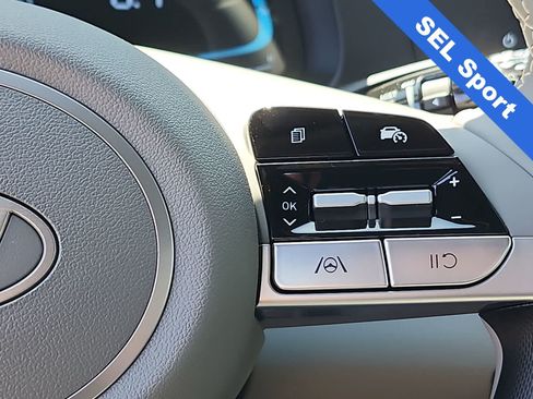 Certified 2025 Hyundai Elantra Sport FWD image 26