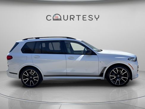 Used 2019 BMW X7 xDrive40i w/ Premium Package image 9