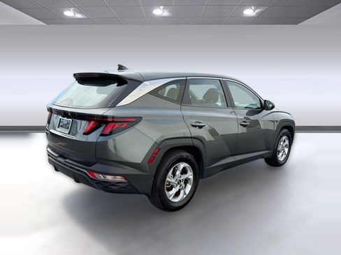Used 2022 Hyundai Tucson SE w/ Cargo Package FWD image 8