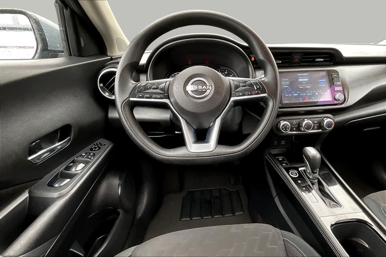 Used 2024 Nissan Kicks SV FWD image 6