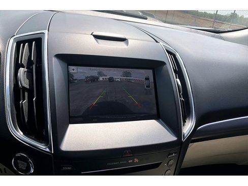 Used 2019 Ford Edge Titanium w/ Cold Weather Package AWD/4WD image 23