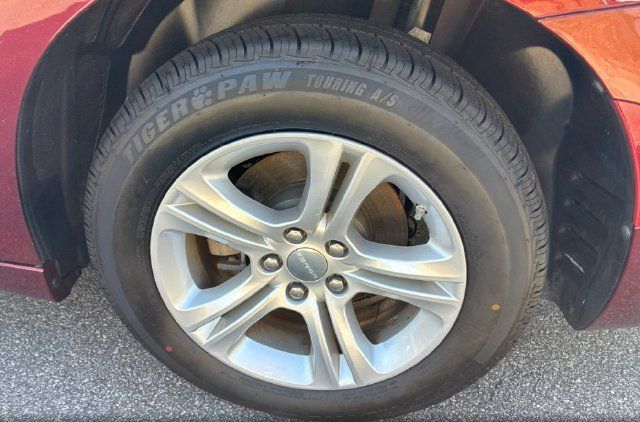 Used 2023 Dodge Charger SXT RWD image 10