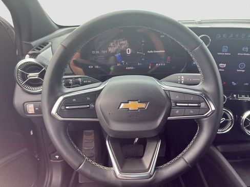 Used 2024 Chevrolet Blazer EV LT AWD/4WD image 18