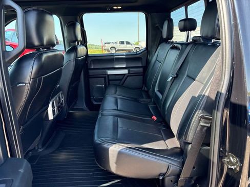 Used 2019 Ford F150 Lariat w/ Equipment Group 502A Luxury AWD/4WD image 21