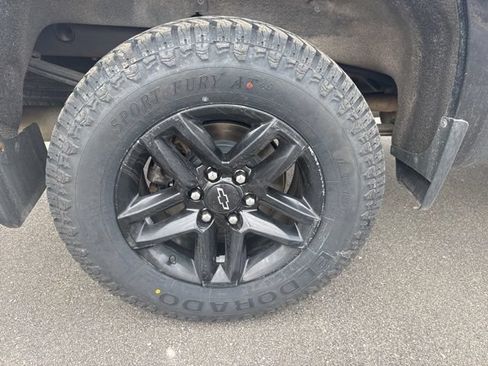 Used 2021 Chevrolet Silverado 1500 LT Trail Boss w/ Convenience Package II AWD/4WD image 29
