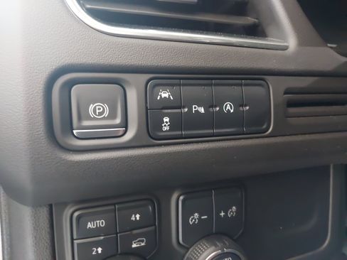 Certified 2023 Chevrolet Tahoe LT AWD/4WD image 24