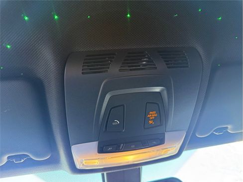 Used 2018 BMW M3 image 29