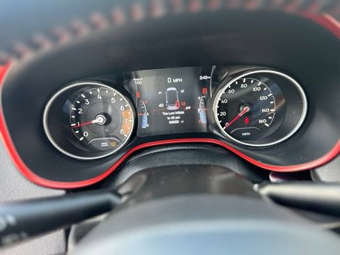 Used 2018 Jeep Compass Trailhawk AWD/4WD image 18